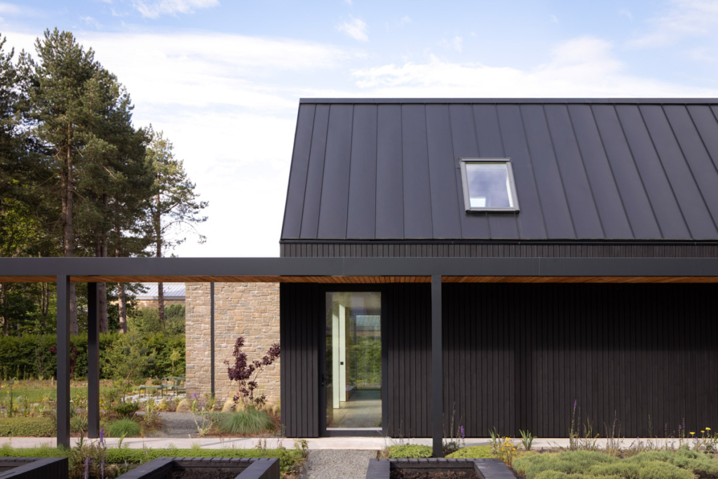Cairn House | SiOO:X